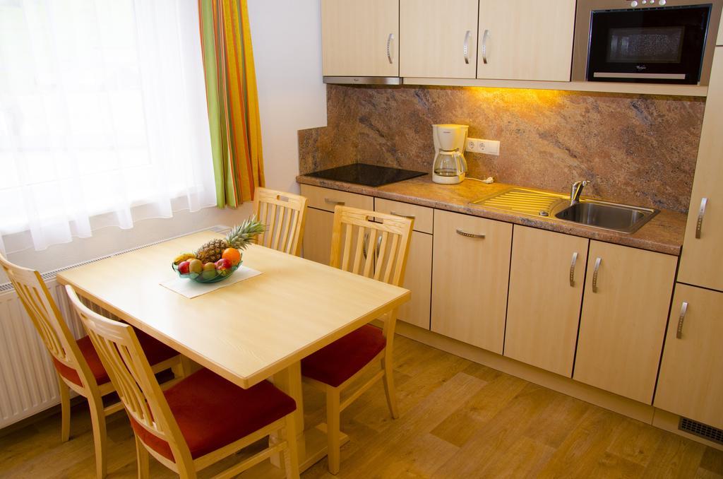 אישגל Hotel Garni Alpenblick מראה חיצוני תמונה