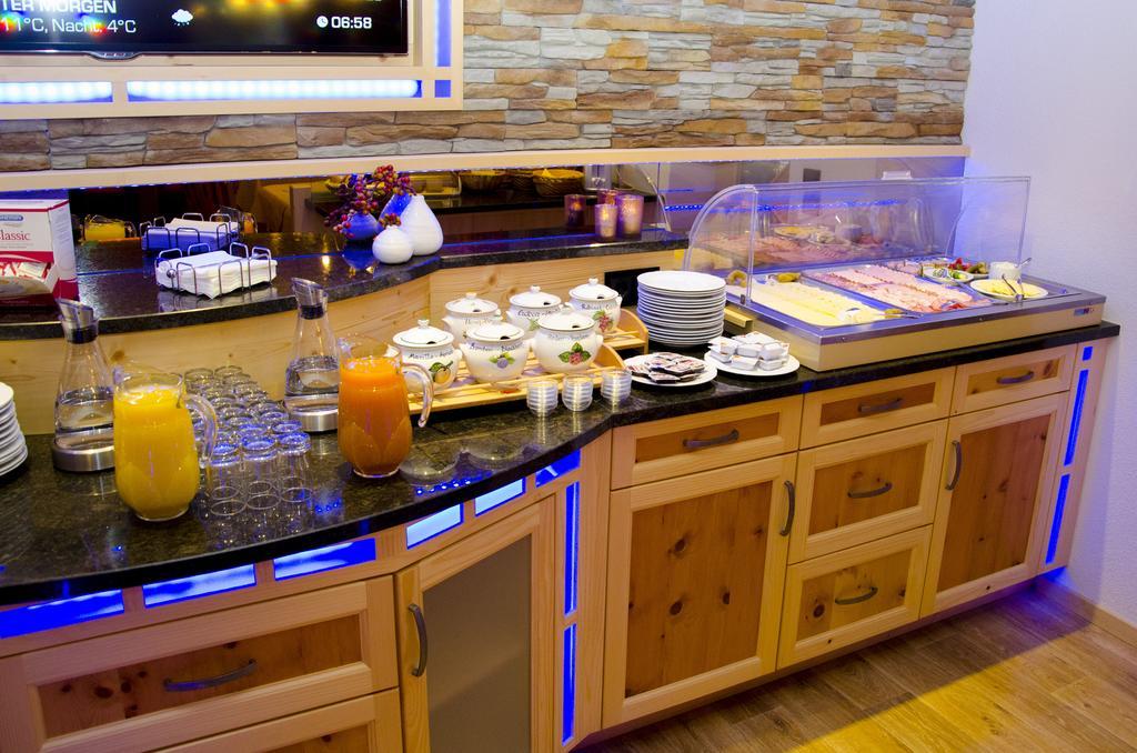 אישגל Hotel Garni Alpenblick מראה חיצוני תמונה